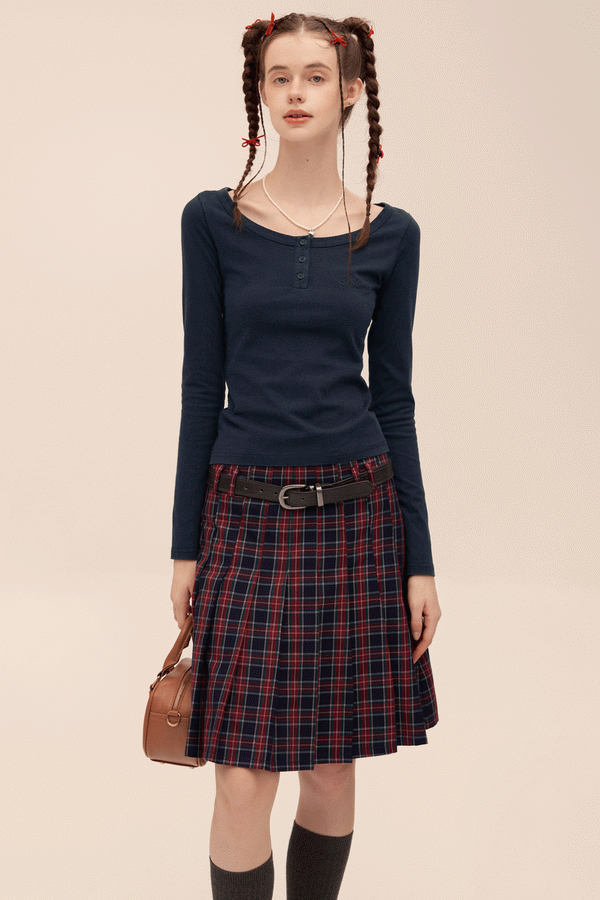 Vintage Crew Neck Embroidery Half-Collar Top