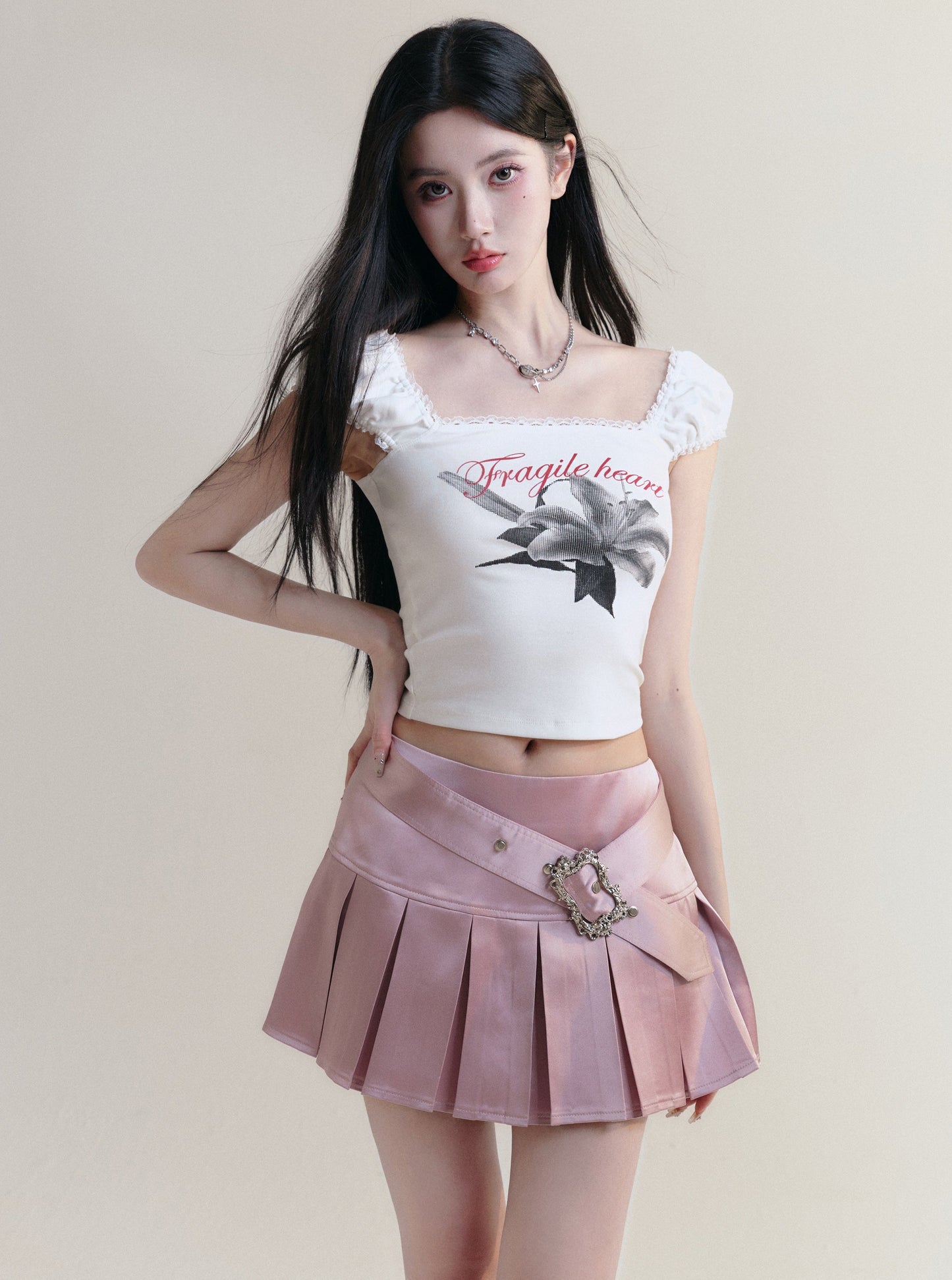 [Stock] fragile store - 100 days lily print slim T-shirt kurzarm slim shoulder top