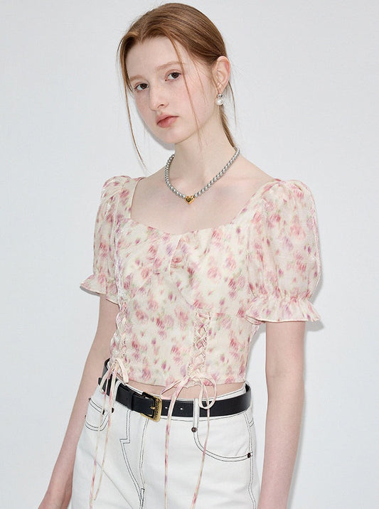 Girly Top mit Puffärmeln