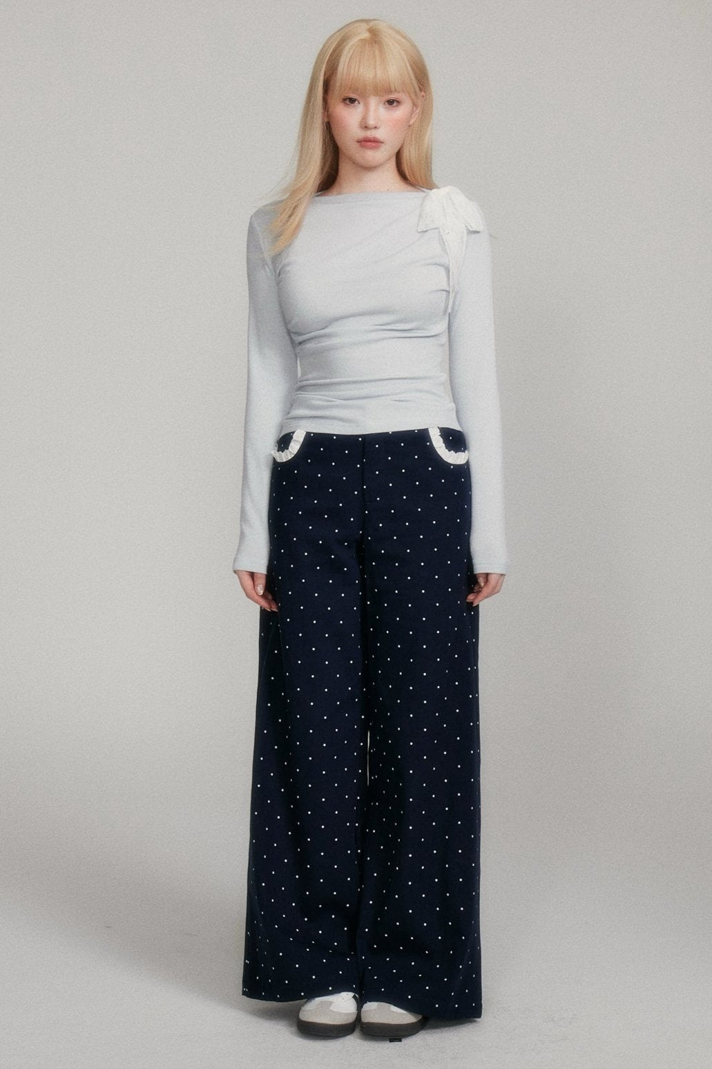 Lost Forest Good match lace dark blue polka dot pants Sweet girl looks thin and shows high wide-legged mop pants new products