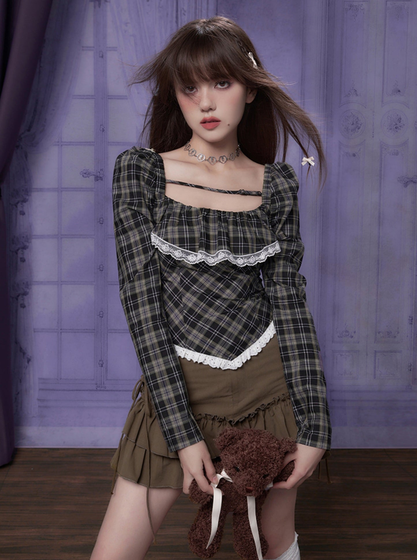 Square Neck Checkered Long-sleeved Shirt