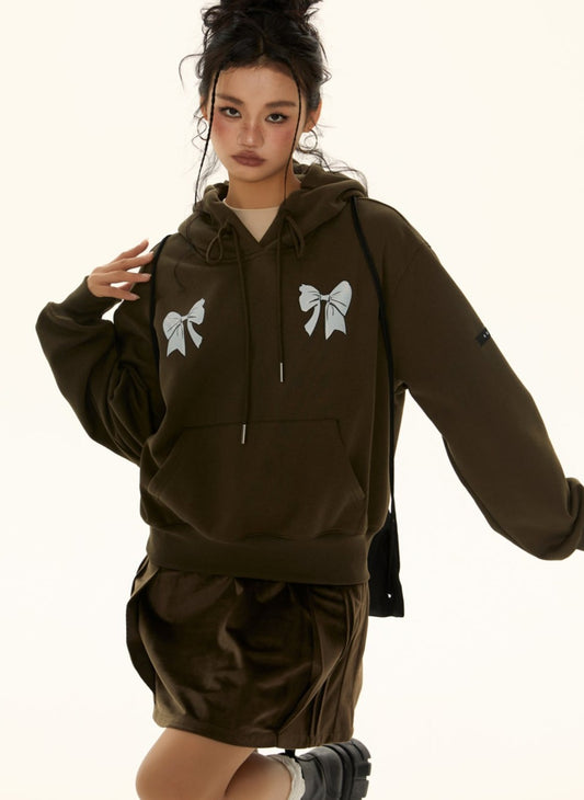 Long-sleeved pullover sweatshirt coat