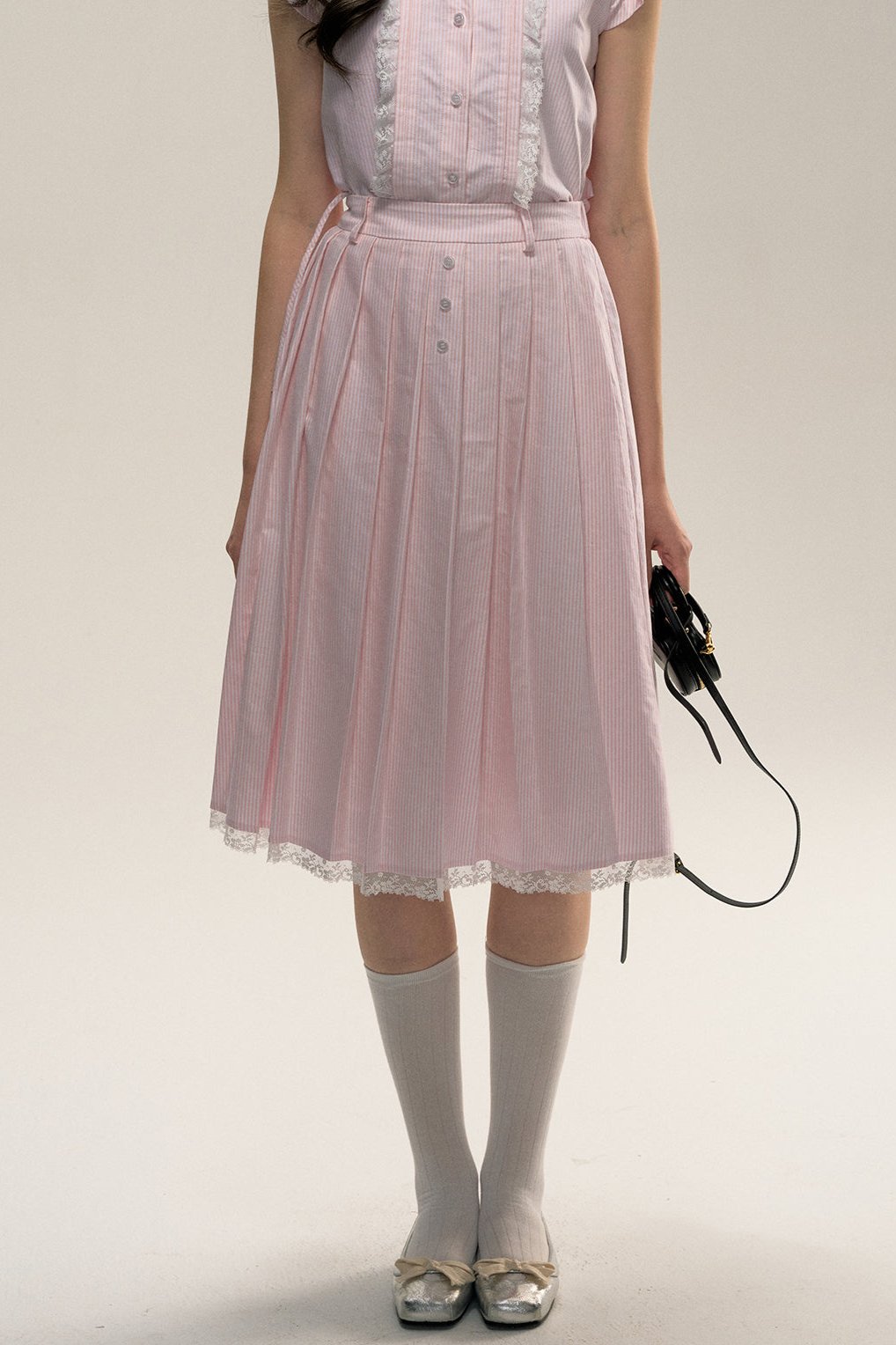 Flying Sleeve Shirt and Pleated Skirt Set-Up