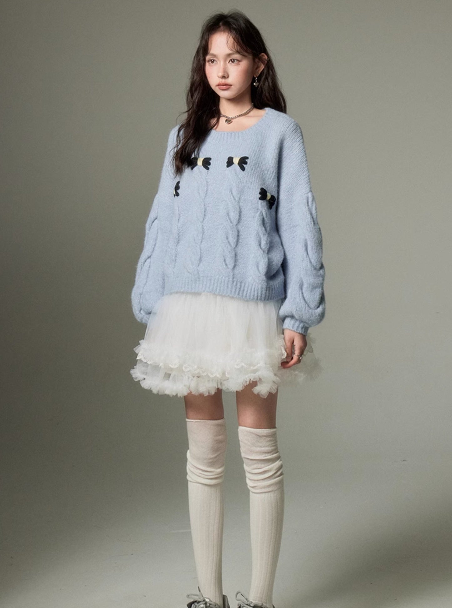 KNIT CREWNECK CABLE BOW SHIRT