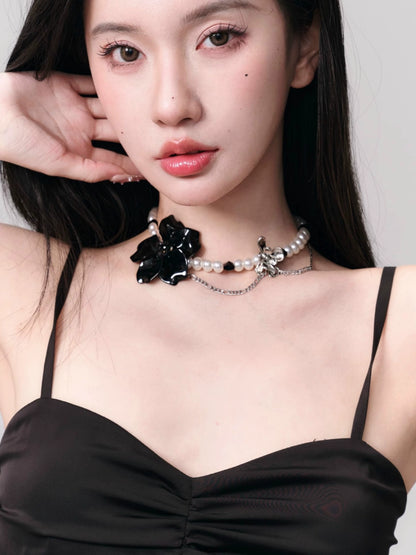 Black Rose Pearl Choker