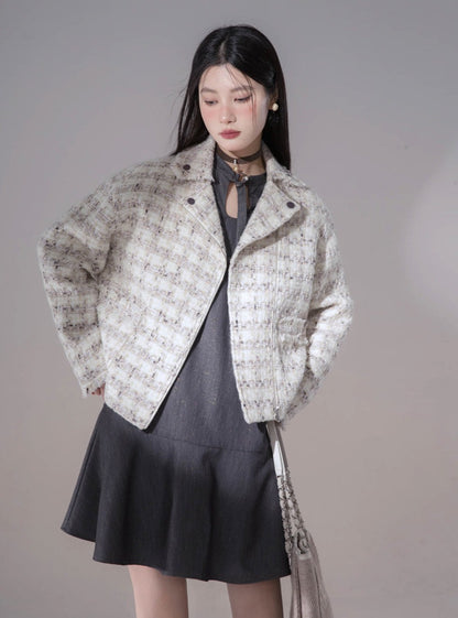 Small fragrant coat with skirt set