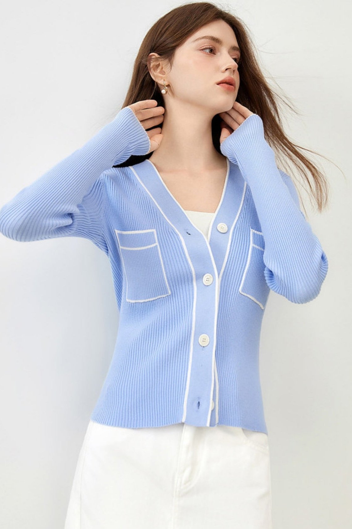 Knitted Contrast V-Neck Cardigan Top