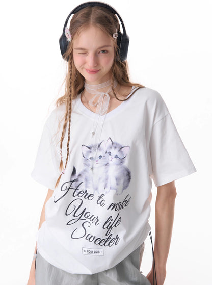Retro Cat Print V-Neck T-Shirt