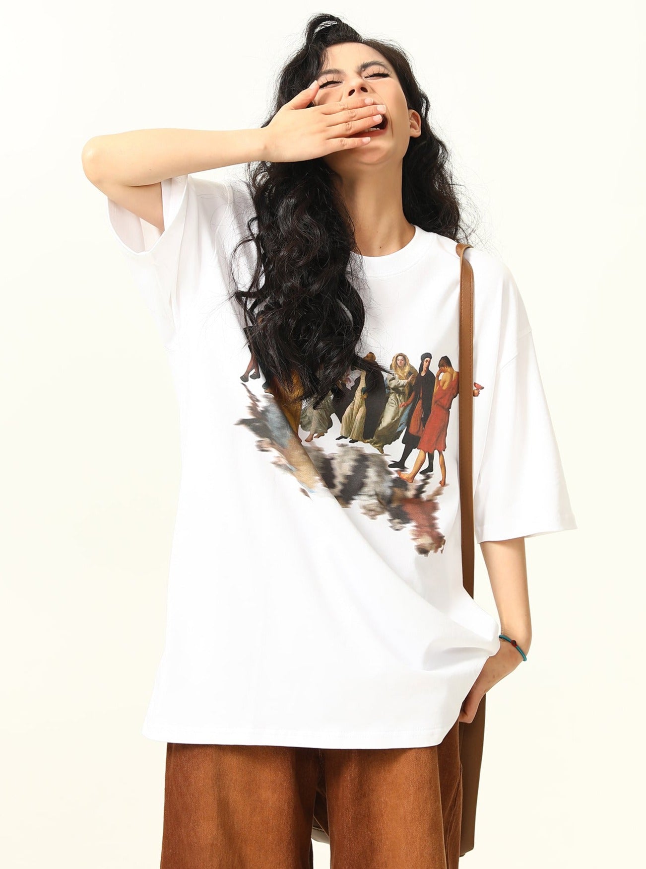 Touching Reflection Print Short Sleeve T-Shirt