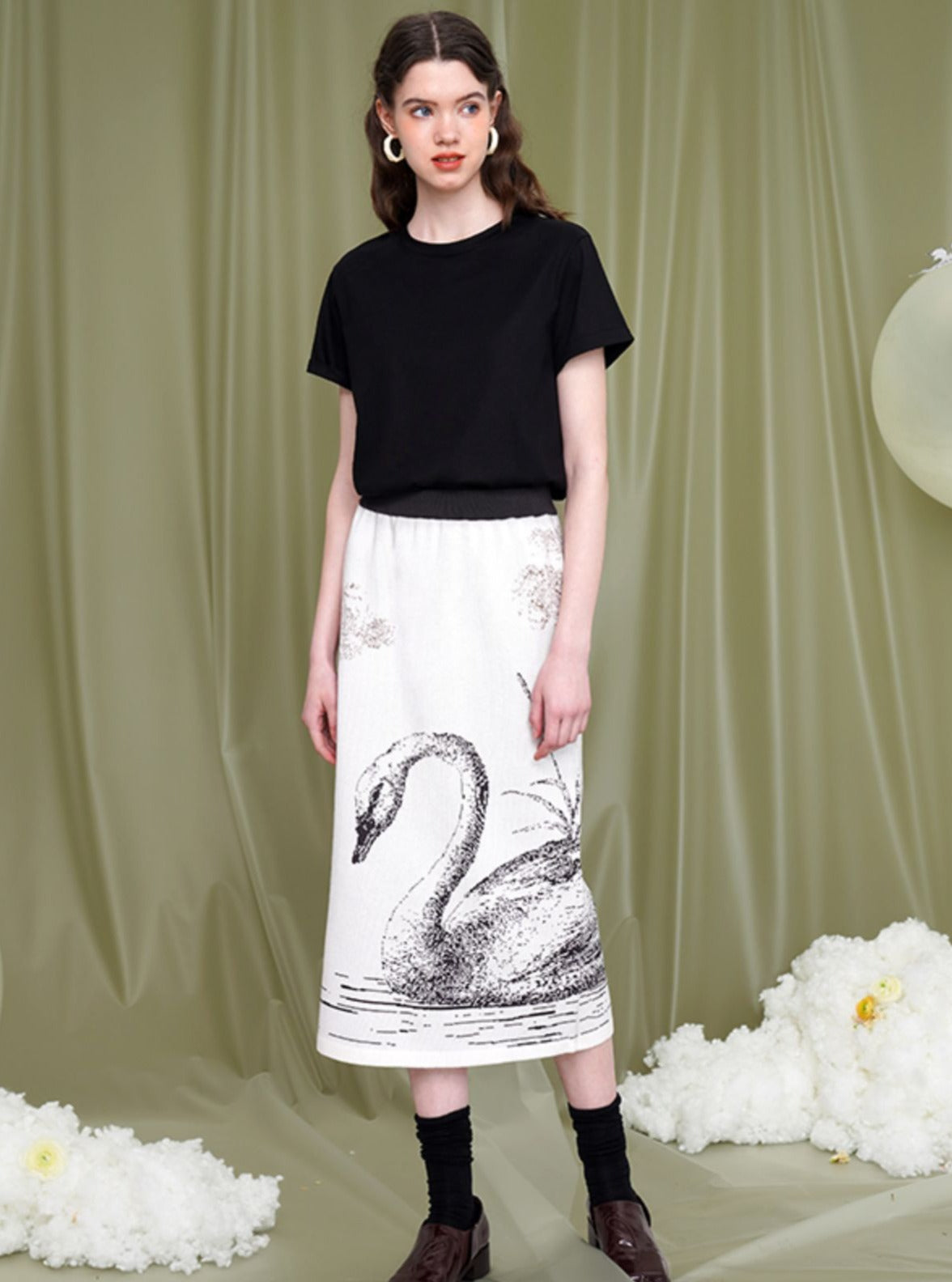 Slimming Hand-Painted Black & White Skirt