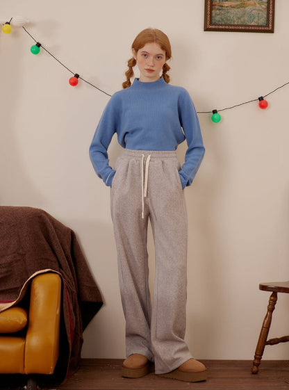 HIGH-WAISTED STRAIGHT SWEATPANTS