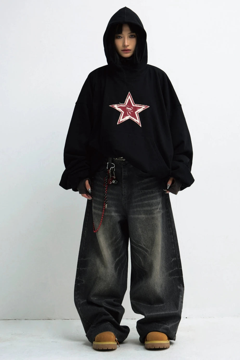 LOOSE BLACK STAR EMBROIDERED HOODIE TOP