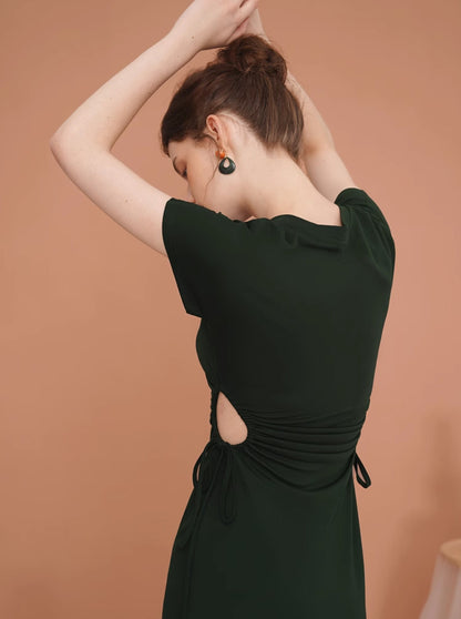 French high-waisted slim dress