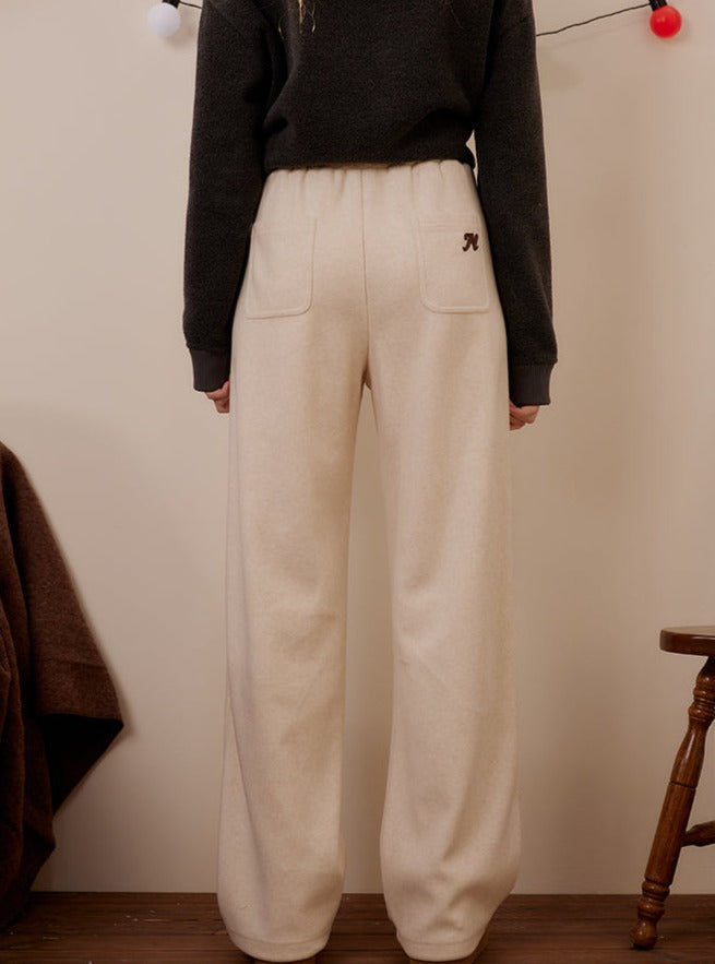 HIGH-WAISTED STRAIGHT SWEATPANTS