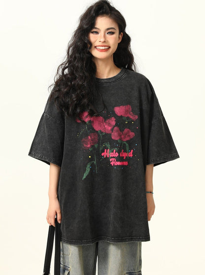 Gewaschenes T-Shirt mit Rosendruck (Distressed)