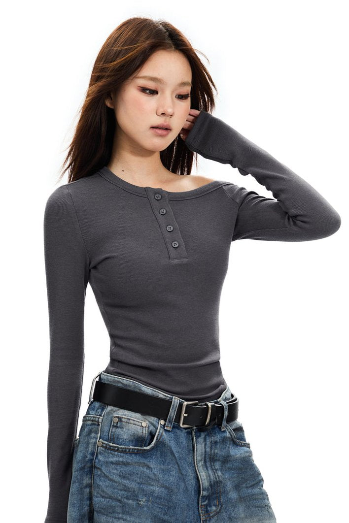 Buttoned Off-Shoulder Slim T-Shirt