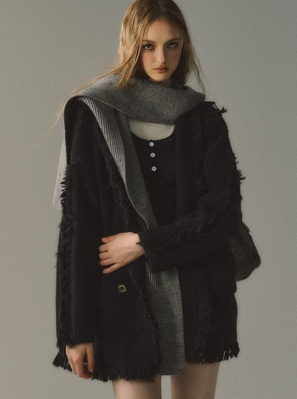 Mid-length hooded detachable knitted coat