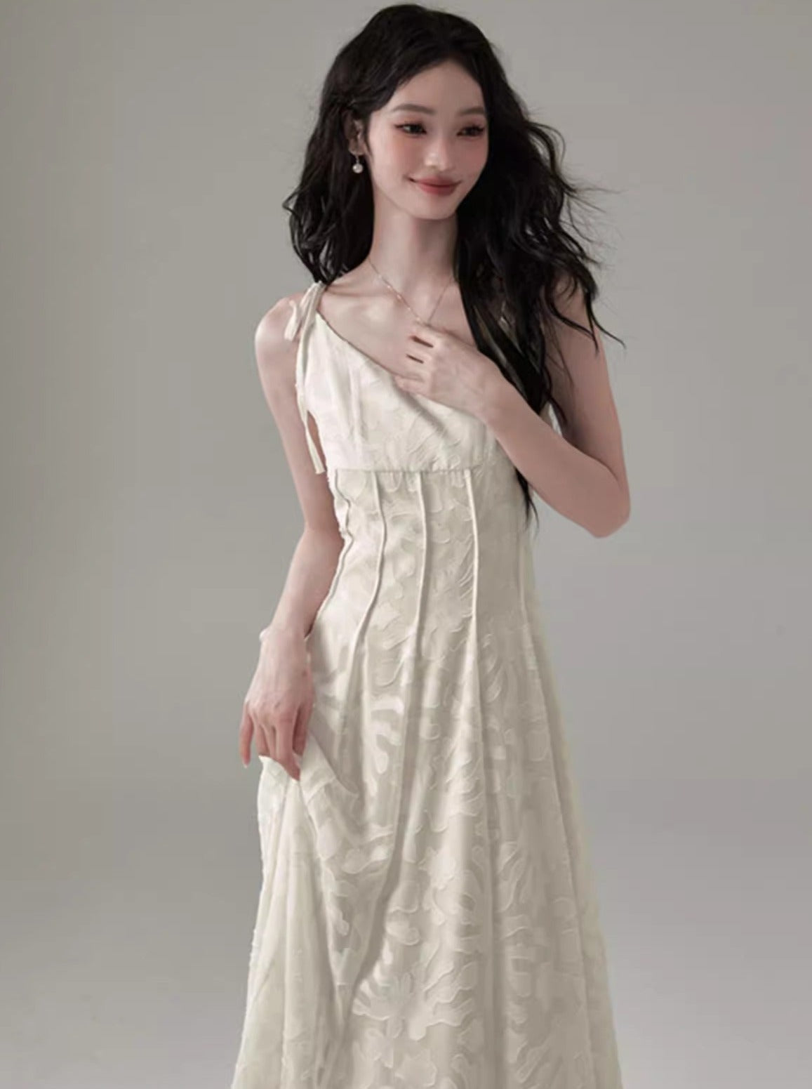 Shanhai Langes Slip-Kleid