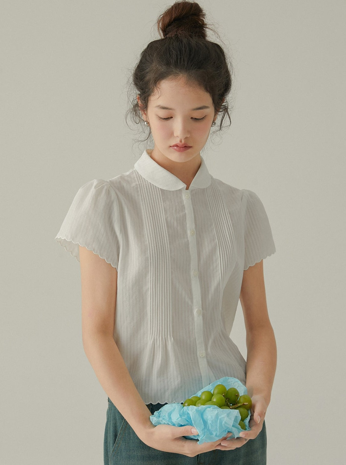 Small Doll Collar Puff Sleeve Shirt