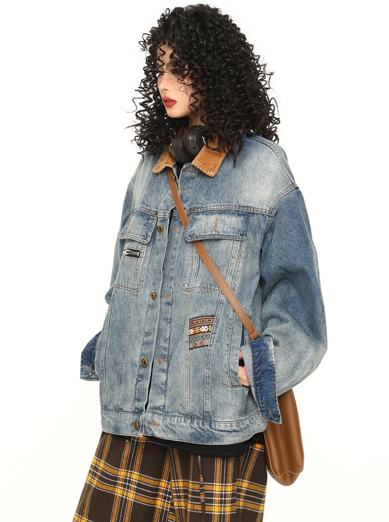 Luxuriöse gewaschene Denim-Jacke