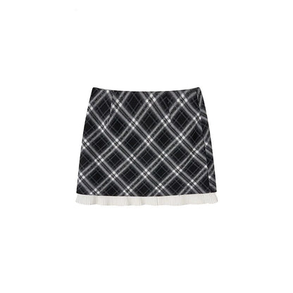 pieces of versatile thin A-line skirt