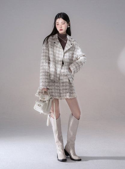 Small fragrant coat with skirt set