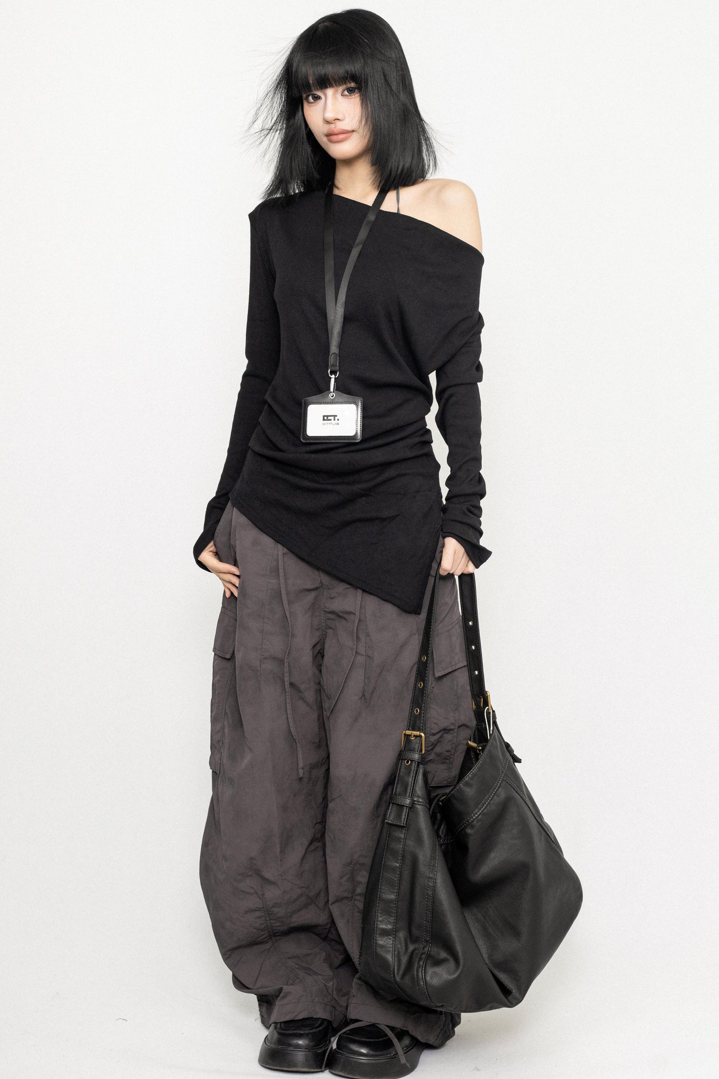 Simple Off-Shoulder Knit Shirt