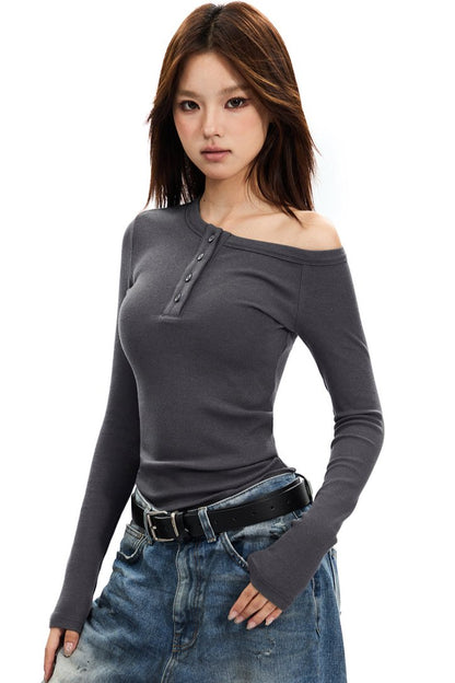 Buttoned Off-Shoulder Slim T-Shirt