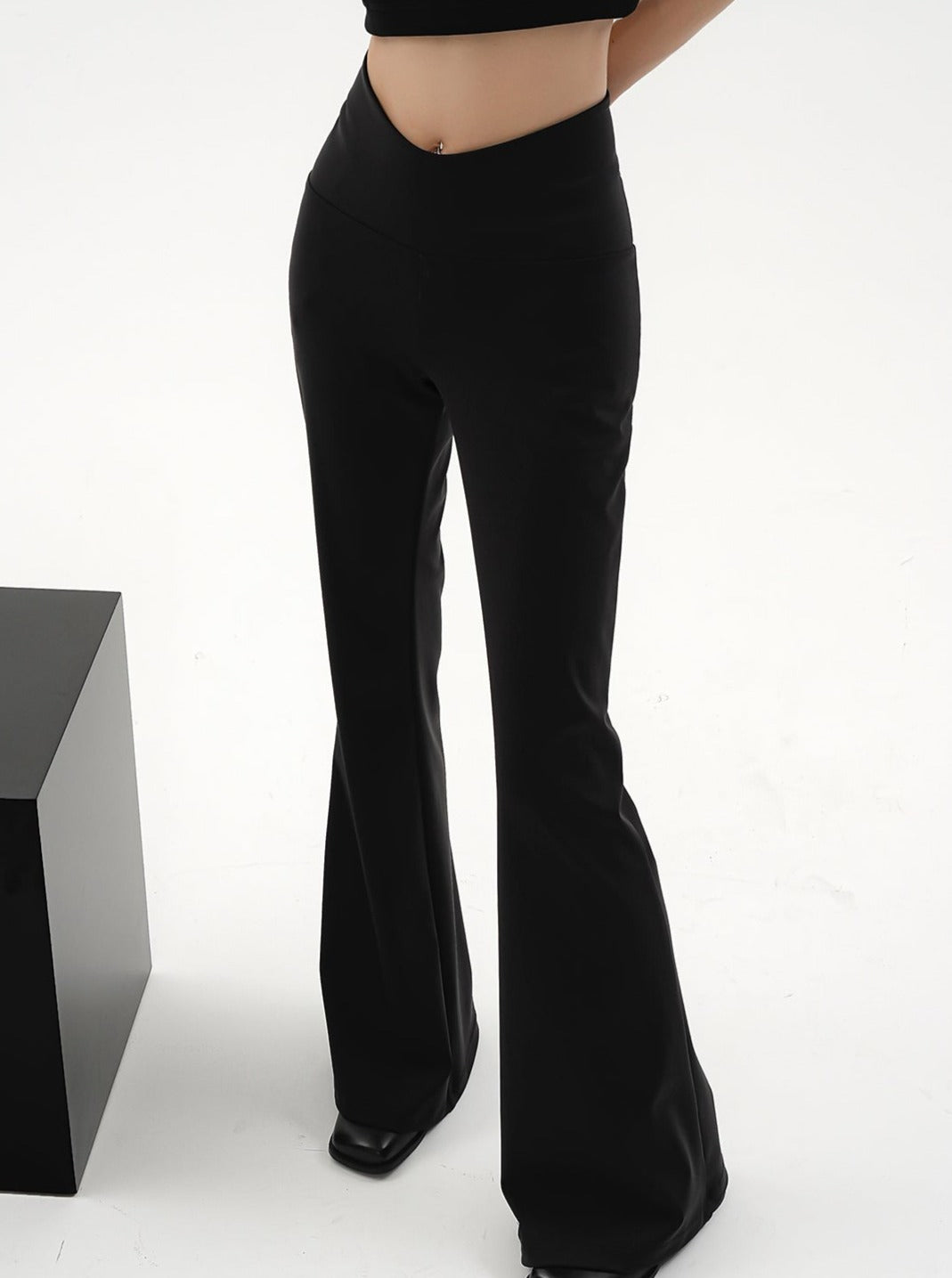 V-Waist Leg Long Pants