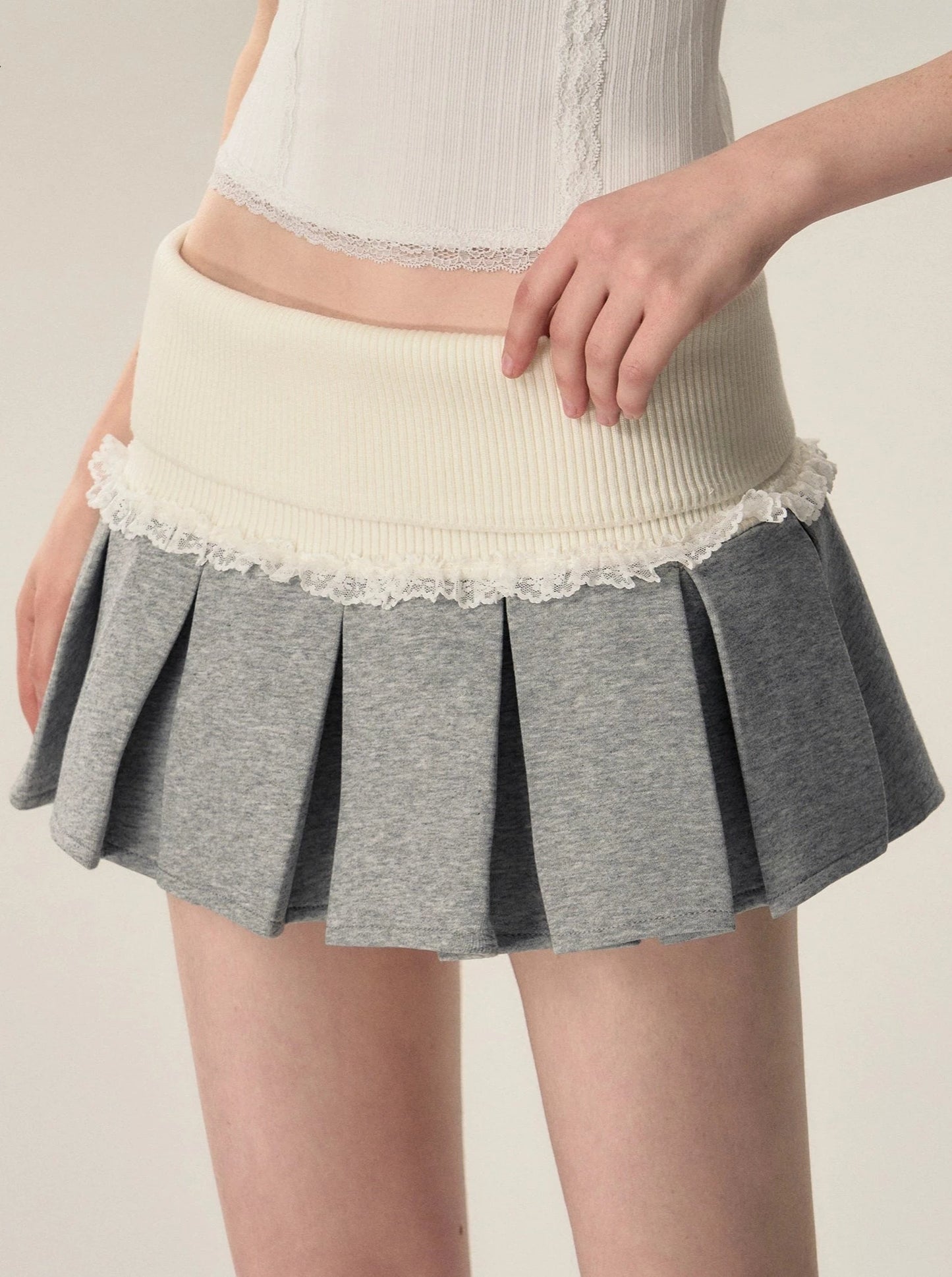 High Waist Knitted Lace Spliced Pleated Skirt