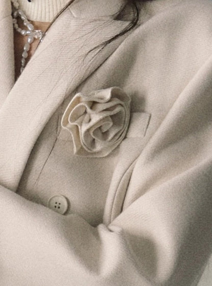 Rose collar woolen coat