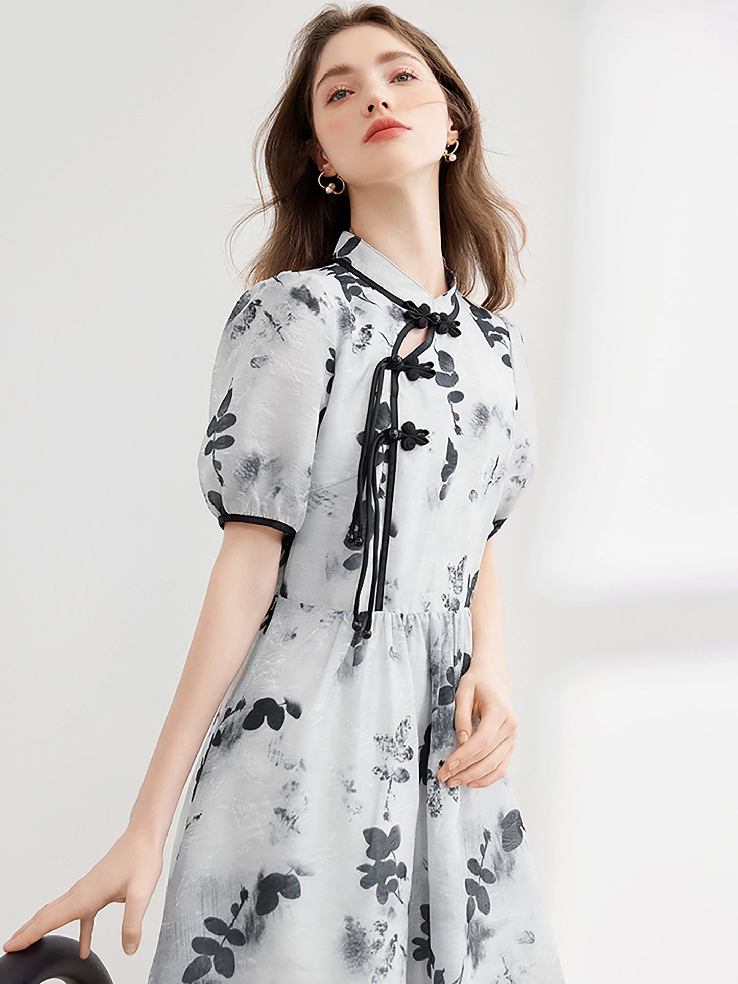 Neuer Stil Smudge Schnalle Cheongsam Kleid