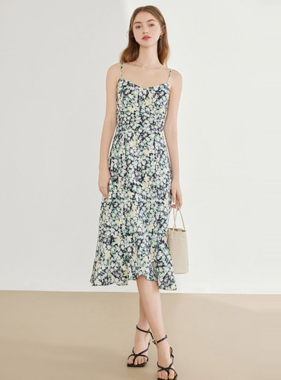 Clavicle-Showcasing Floral Dress