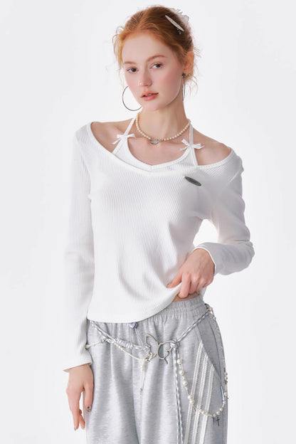 BOW HALTERNECK LONG SLEEVE KNITTED TOP