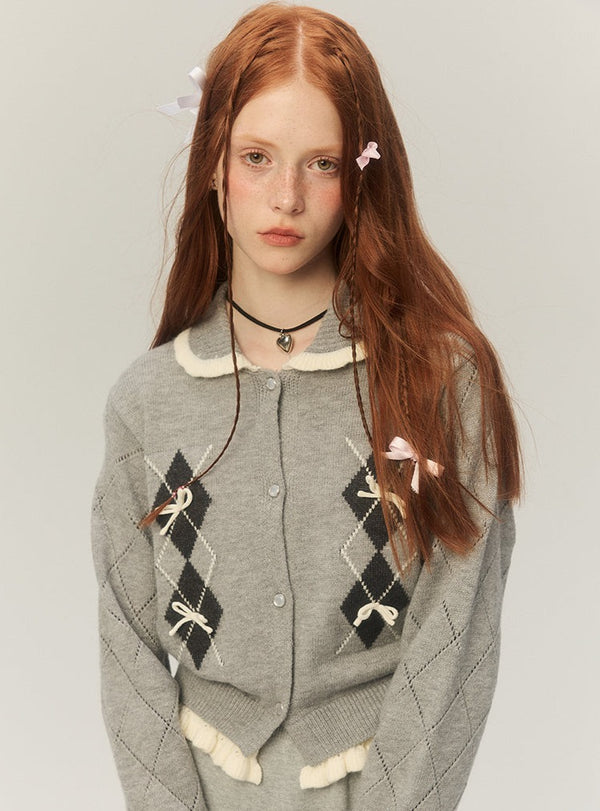 Vintage Short Doll Neck Sweater