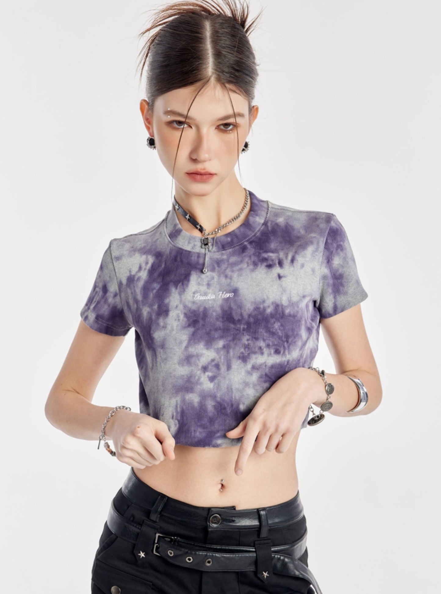 Lila Tie-Dye besticktes Crop Top