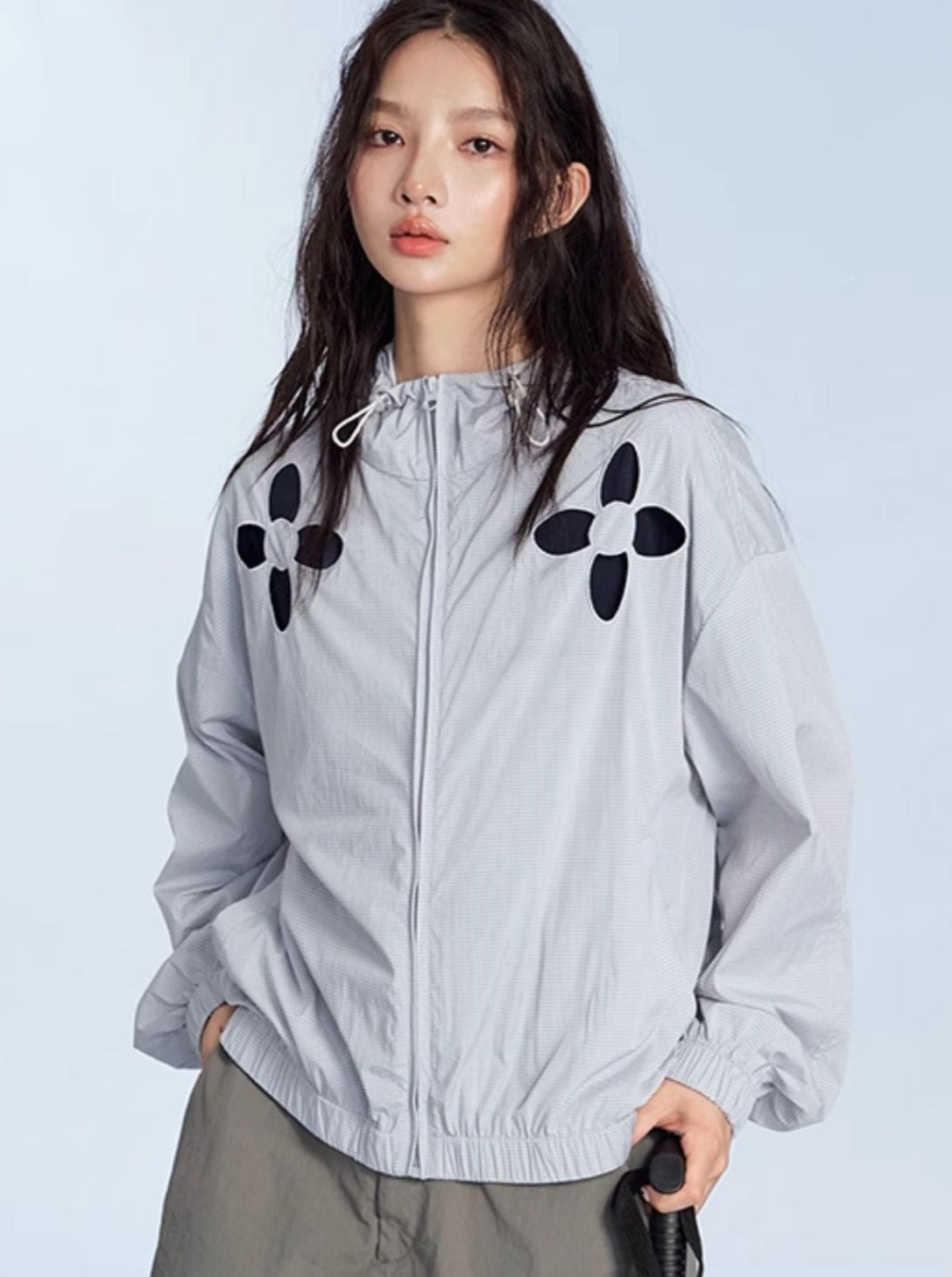 Cutout Pinstripe Sunscreen Jacket