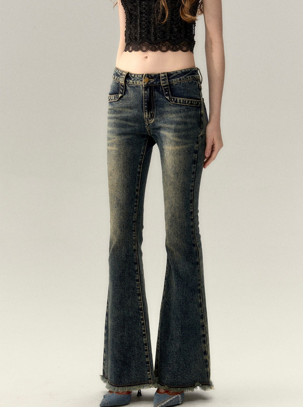 Slim Fit Flared Jeanshose