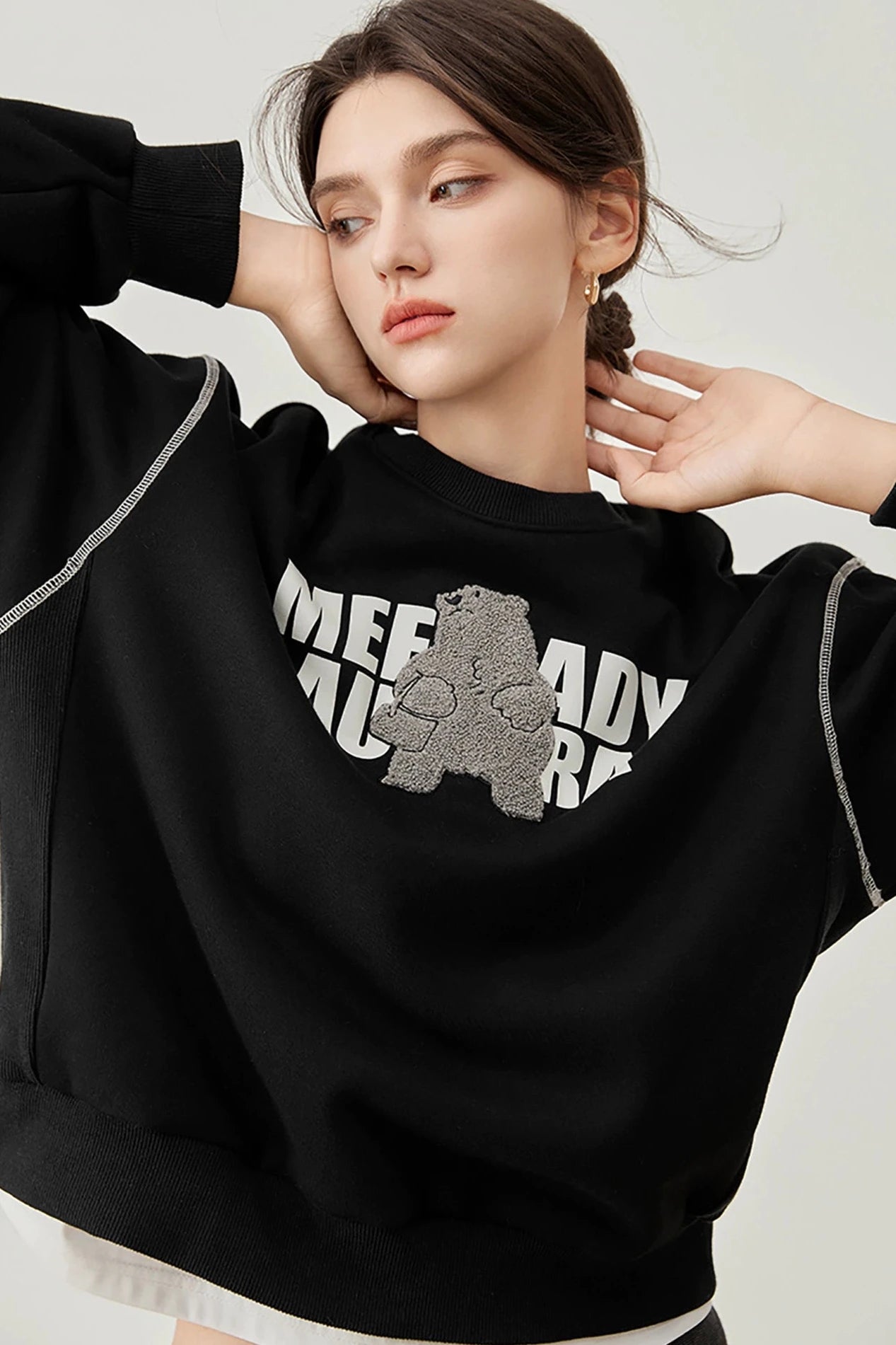 Alphabet Cartoon Bear Warm Velvet Sweatshirt