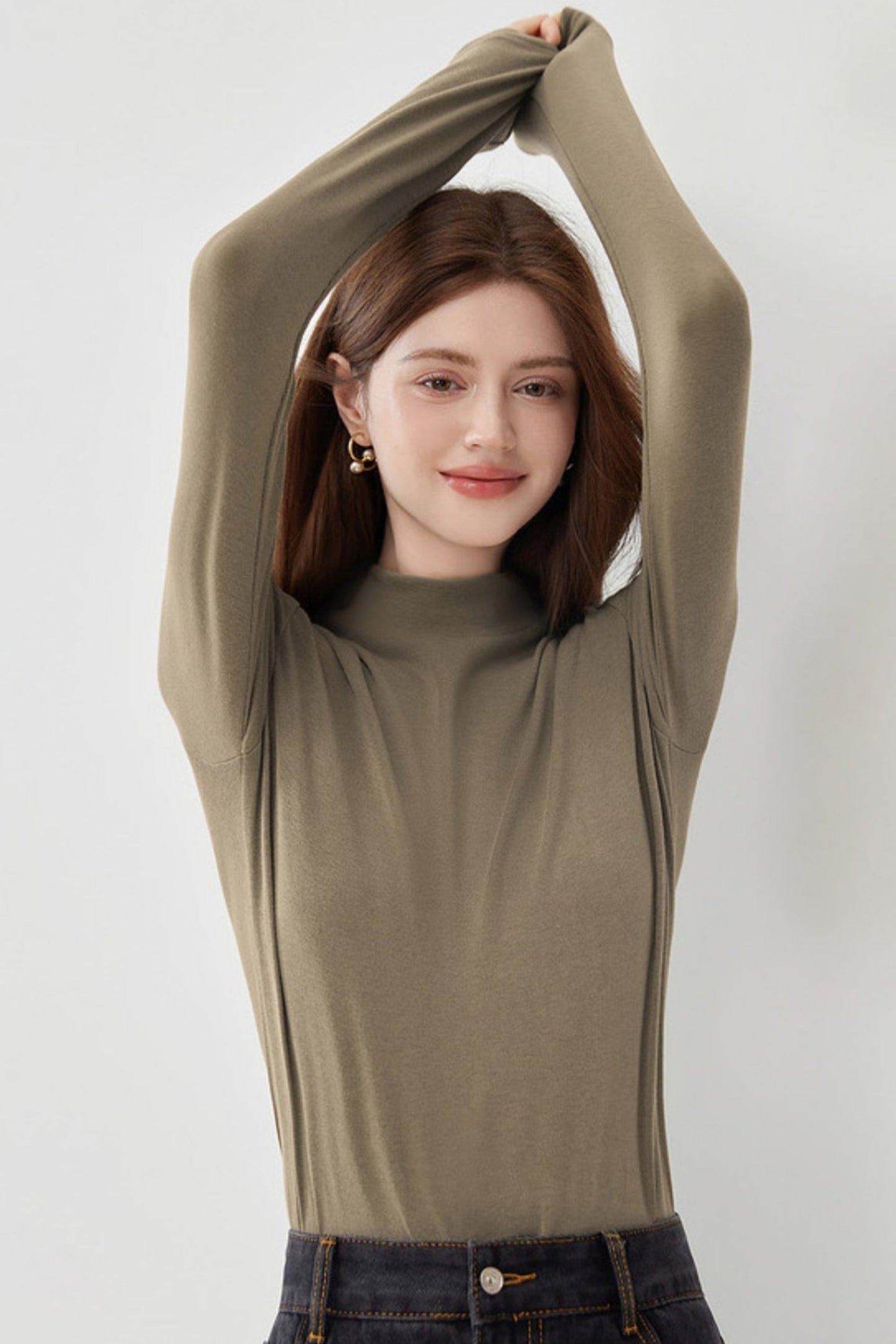 MEETLADY Semi-High Neck Base Shirt Women's Herbst und Winter 2024 Neue einfache und dünne kleine gestrickte Innenkleidung Frauen