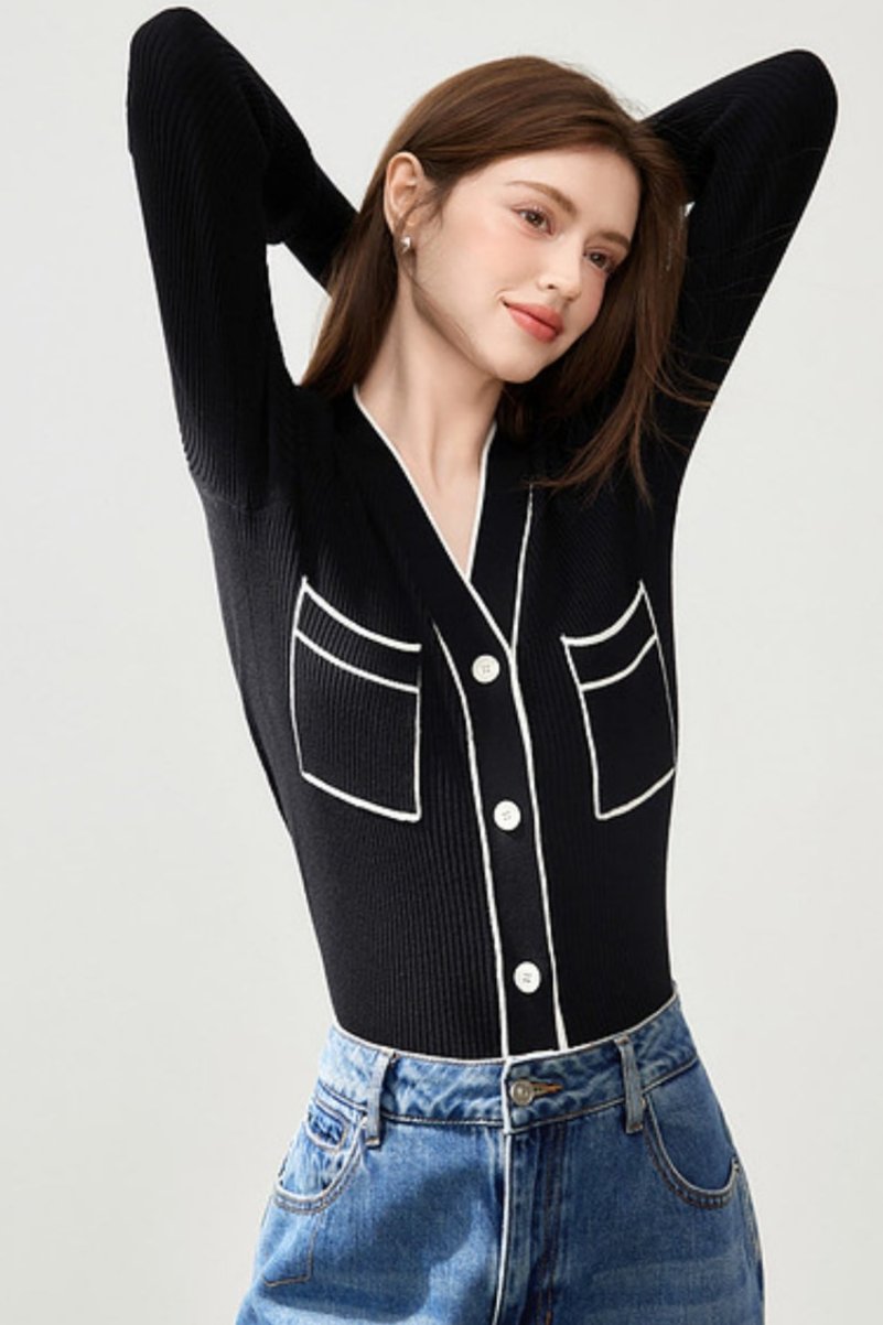 Knitted Contrast V-Neck Cardigan Top