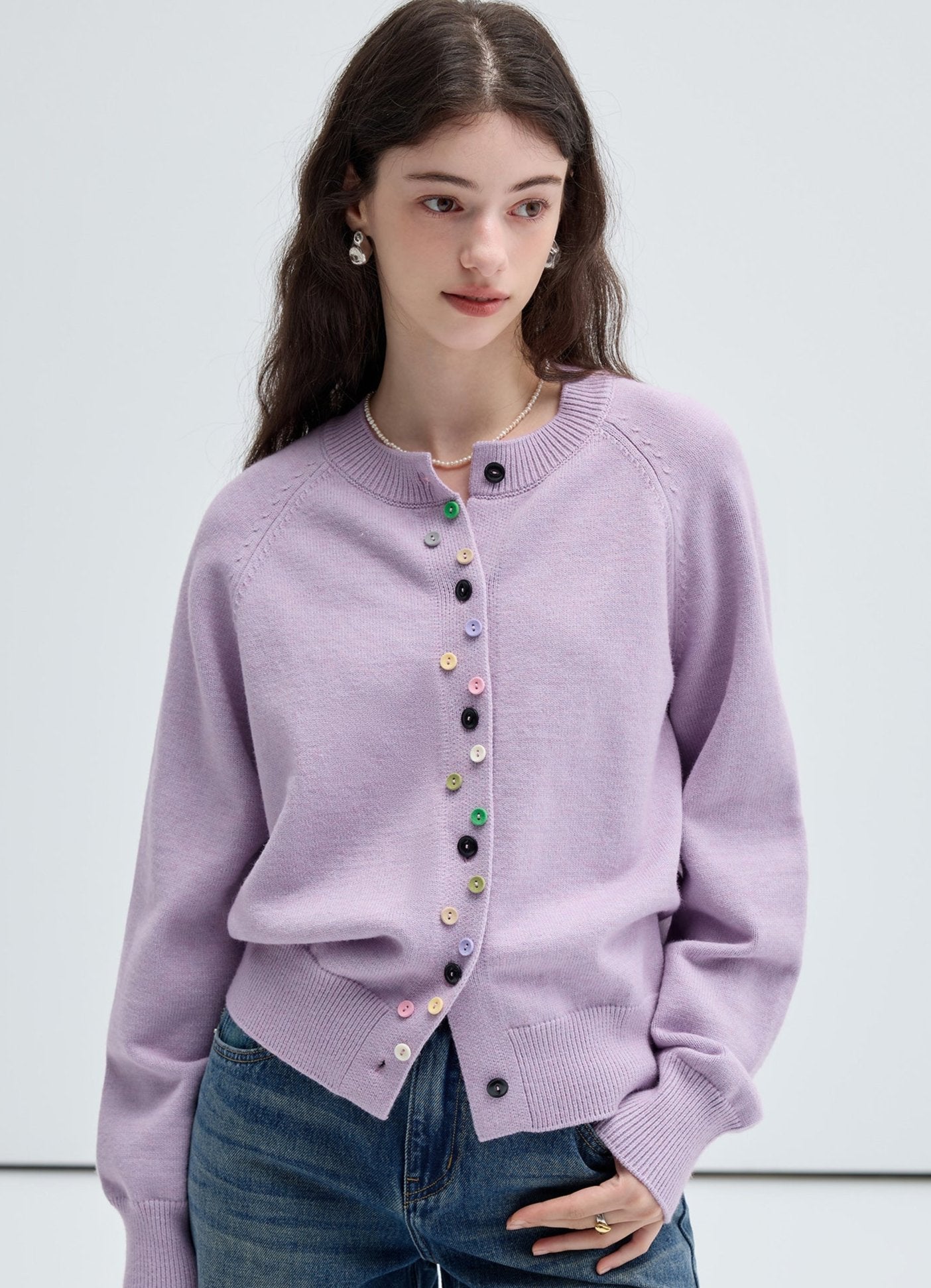 VEGA CHANG Knitwear Women's 2024 New Spring and Autumn Design Sense Small Many Pamine Color Button Cardigan Tops