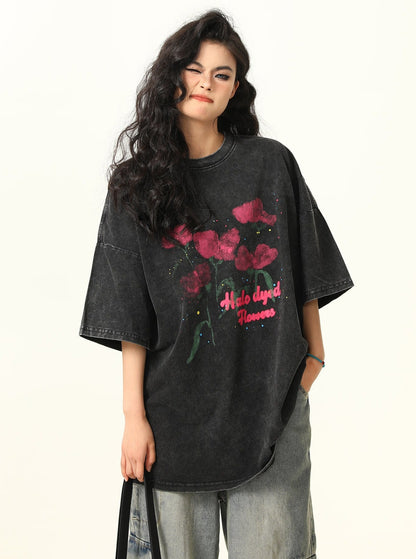 Gewaschenes T-Shirt mit Rosendruck (Distressed)