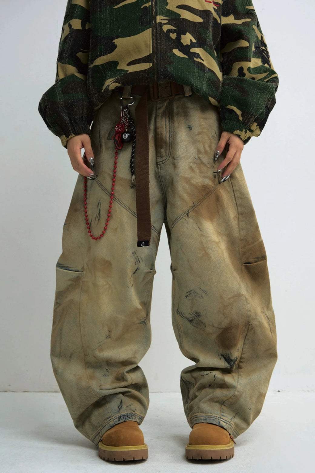 LOOSE DISTRESSED WIDE LEG SCIMITAR PANTS