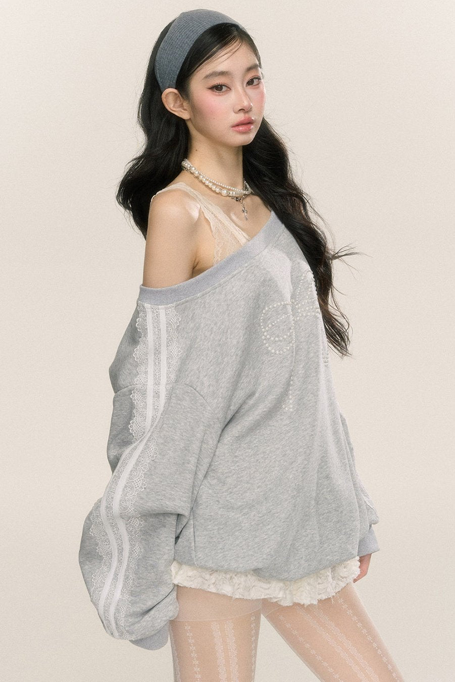 Slanted Shoulder Bow Loose Sweatshirt