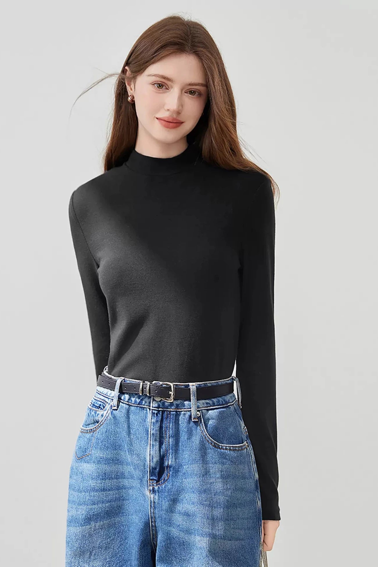 Semi-High Neck Knitted Base Shirt