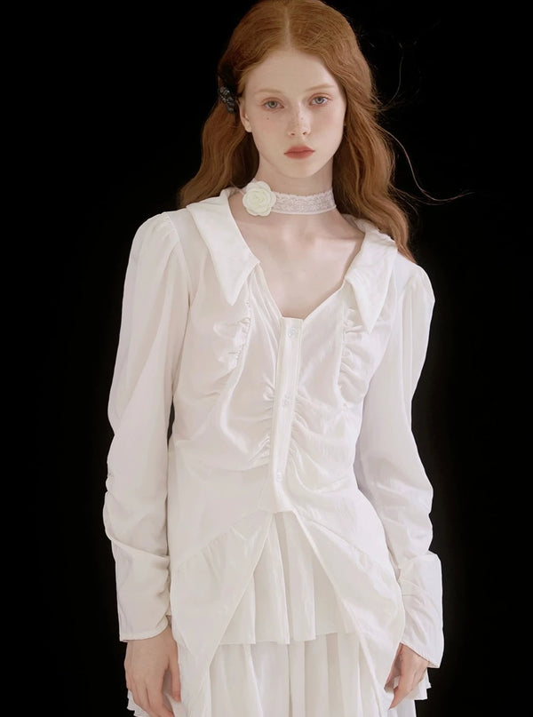 V-neck pleated long-sleeved shirt