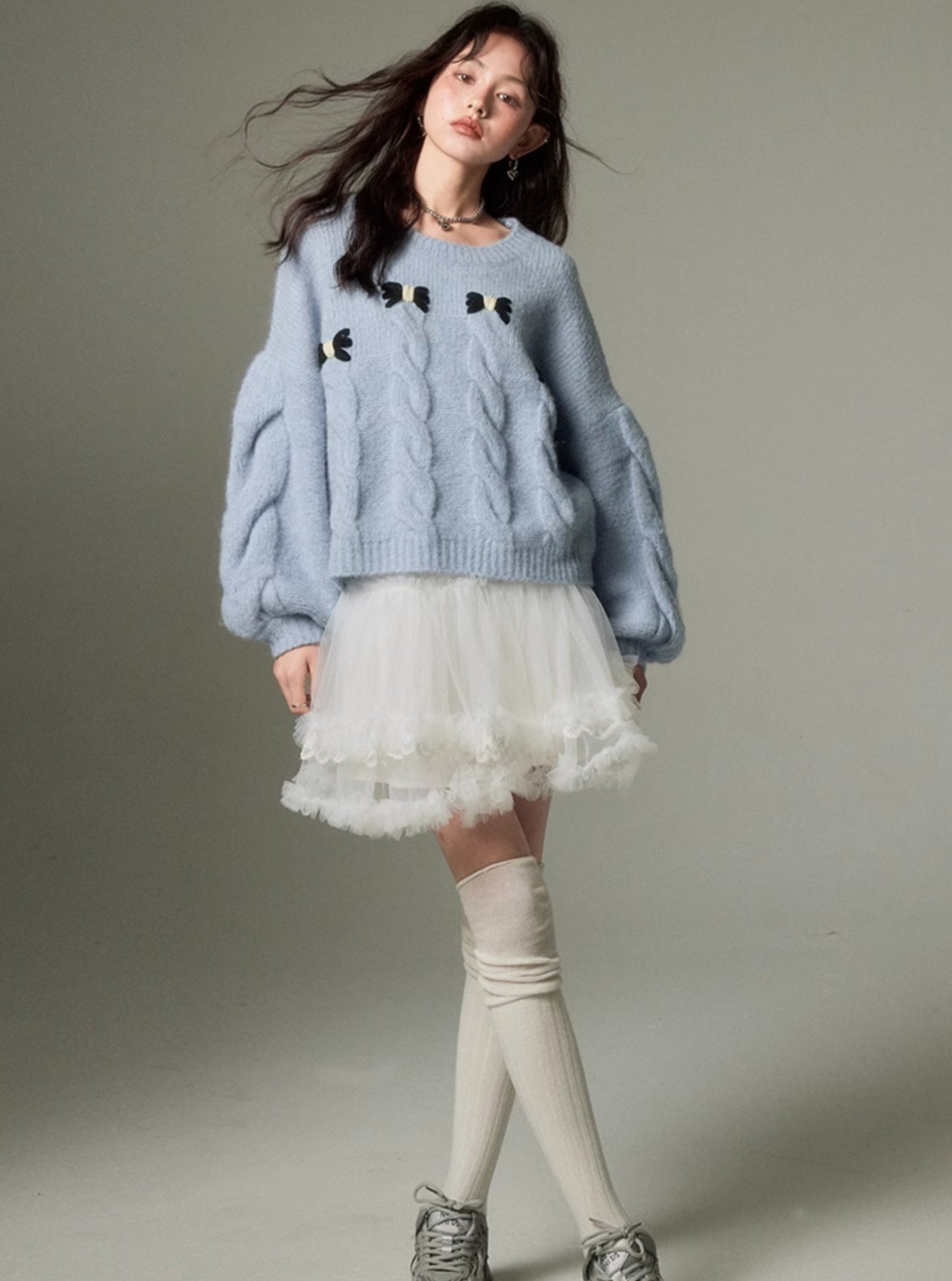 KNIT CREWNECK CABLE BOW SHIRT