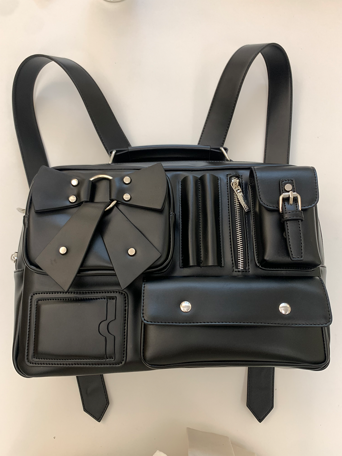 THREE-DIMENSIONAL POCKET SHOULDER BAG