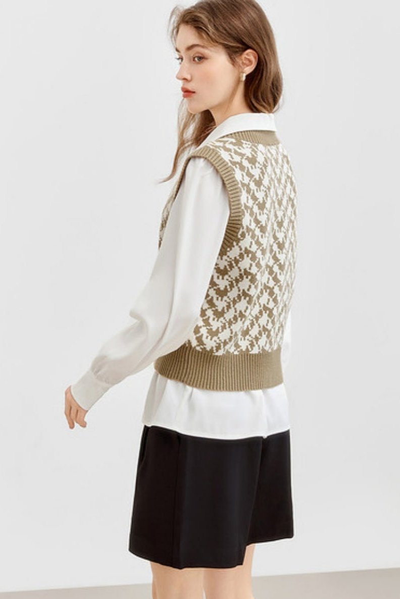 V-Neck Knitted Sweater Vest